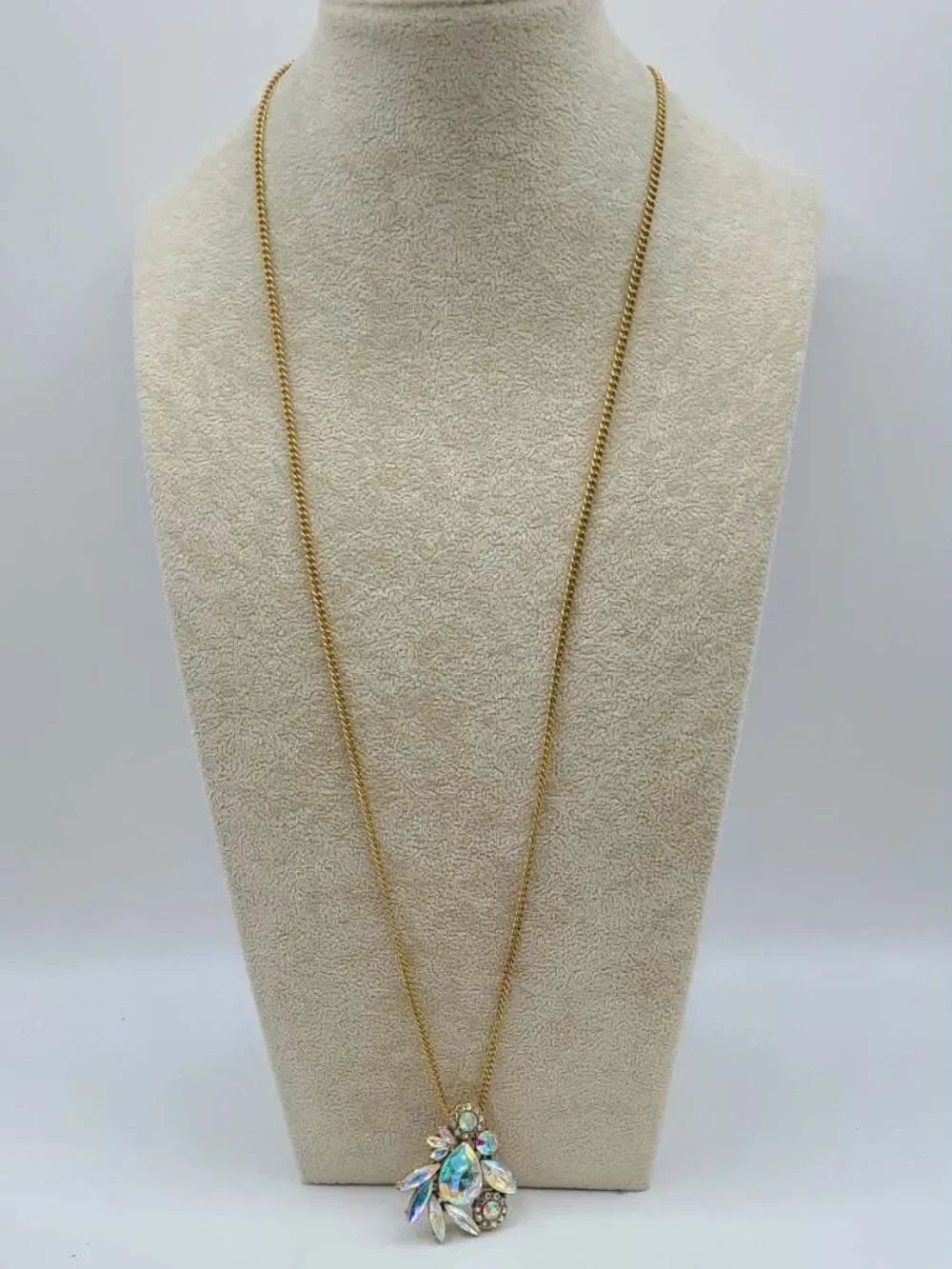 J CrewβClear Crystal Long Cluster Pendant